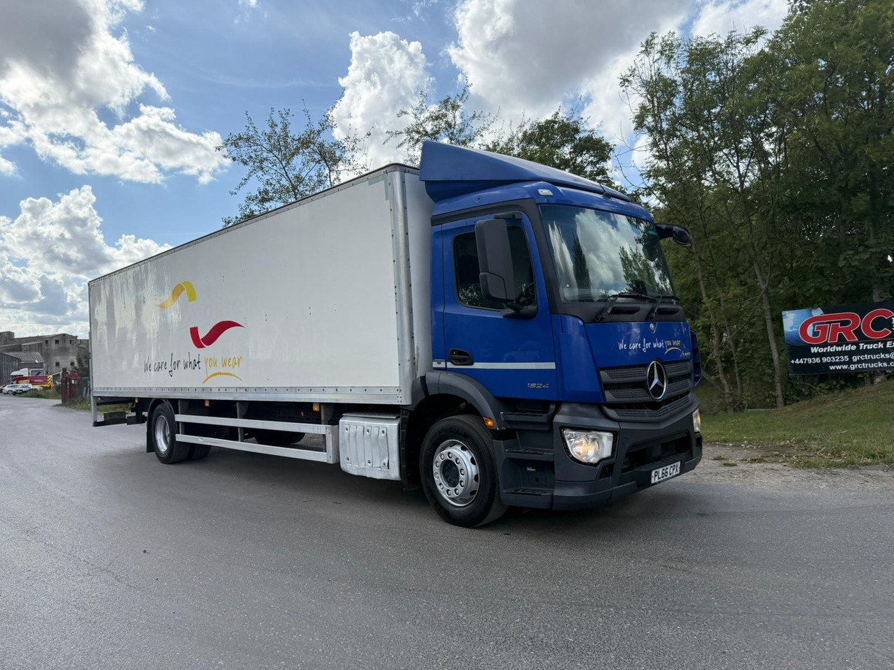 Camión caja cerrada 2016 Mercedes Antos 1824 Rigid Truck: foto 9