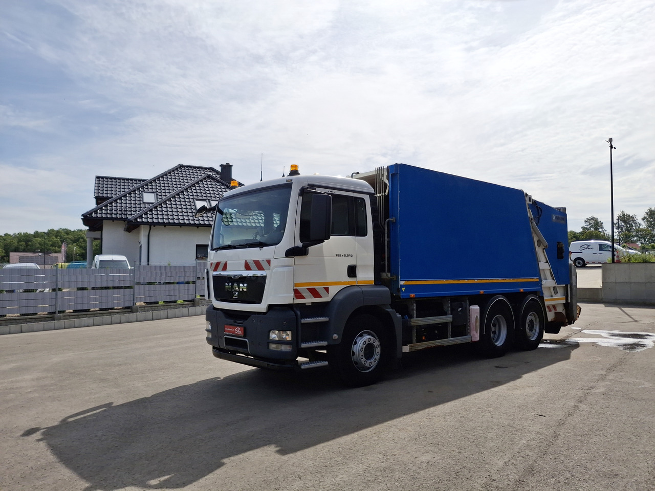 MAN MAN TGS 28.360 Śmieciarka Müllwagen Garbage Truck FAUN 3 Osie - Camión de basura: foto 2 MAN MAN TGS 28.360 Śmieciarka Müllwagen Garbage Truck FAUN 3 Osie - Camión de basura: foto 2