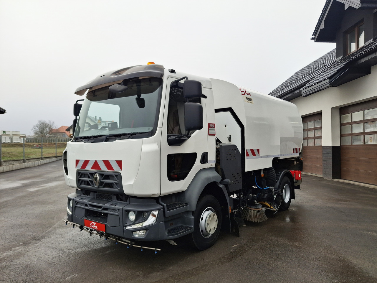RENAULT D12 Zamiatarka Kehrmaschine SEMAT Zoeller Faun Karcher Euro 6 PM10 L/R 2017r - Barredora vial: foto 2 RENAULT D12 Zamiatarka Kehrmaschine SEMAT Zoeller Faun Karcher Euro 6 PM10 L/R 2017r - Barredora vial: foto 2