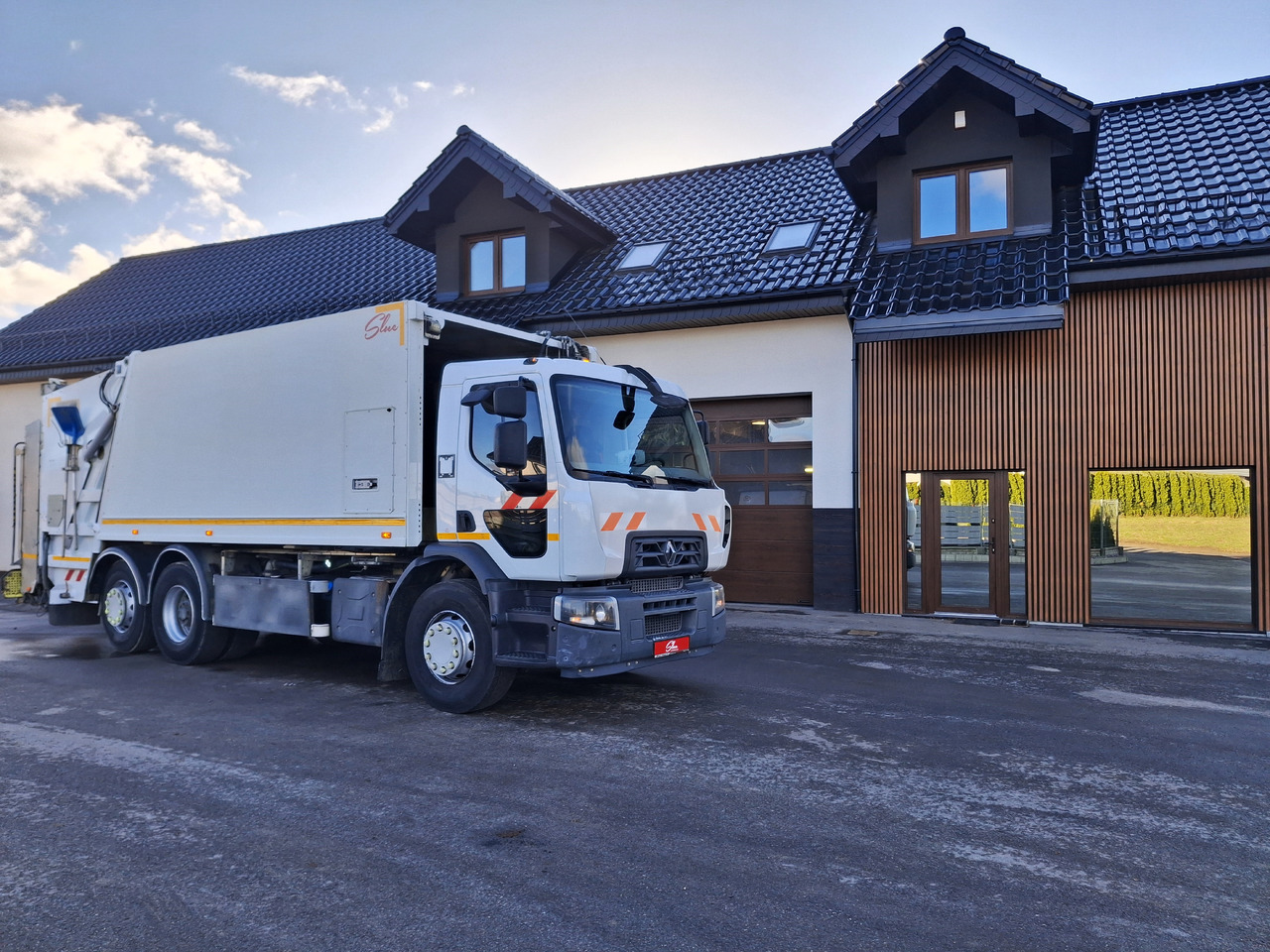 Renault D26 Śmieciarka Mullwagen Environnement VR5 LEV Euro 6 - Camión de basura: foto 1 Renault D26 Śmieciarka Mullwagen Environnement VR5 LEV Euro 6 - Camión de basura: foto 1