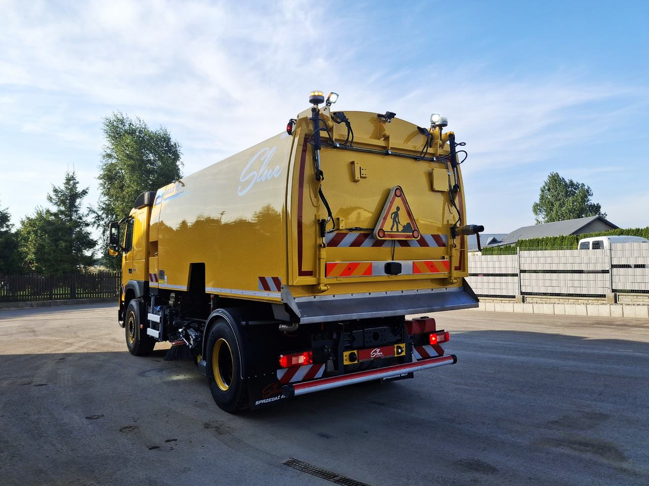 VOLVO FMX 420 Zamiatarka Kehrmaschine Euro 6 PM2.5 BROCK VS 7 TECH Karcher L/R 2145 Mth 2021r - Barredora vial: foto 4 VOLVO FMX 420 Zamiatarka Kehrmaschine Euro 6 PM2.5 BROCK VS 7 TECH Karcher L/R 2145 Mth 2021r - Barredora vial: foto 4