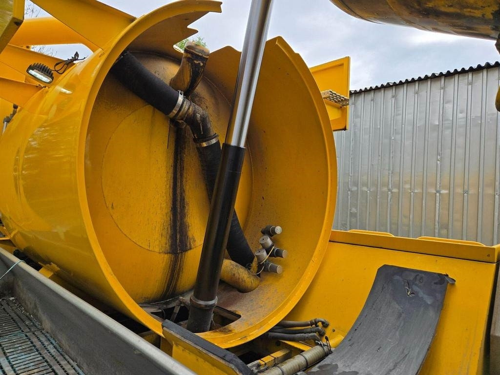 Scania R420 6X2 ADR AMPHITECH VORTEX 13m³ - Limpieza de alcantarillado: foto 4 Scania R420 6X2 ADR AMPHITECH VORTEX 13m³ - Limpieza de alcantarillado: foto 4