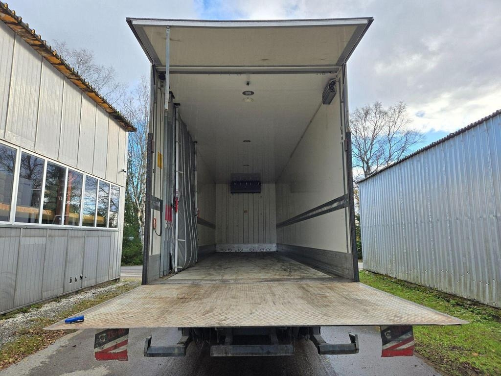 Volvo FH460 6X2 CARRIER 1050 - Frigorífico camión: foto 3 Volvo FH460 6X2 CARRIER 1050 - Frigorífico camión: foto 3