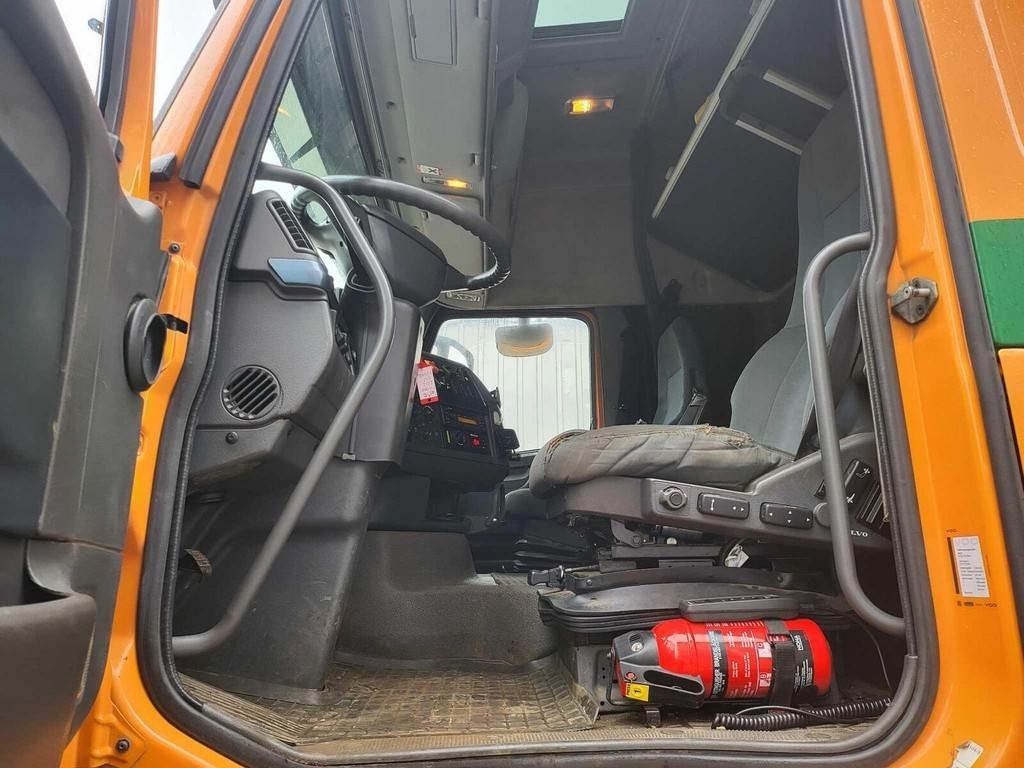 Leasing financiero de Volvo FH500 6X2 ADR KORP&SON leasing Volvo FH500 6X2 ADR KORP&SON: foto 23 Leasing financiero de Volvo FH500 6X2 ADR KORP&SON leasing Volvo FH500 6X2 ADR KORP&SON: foto 23