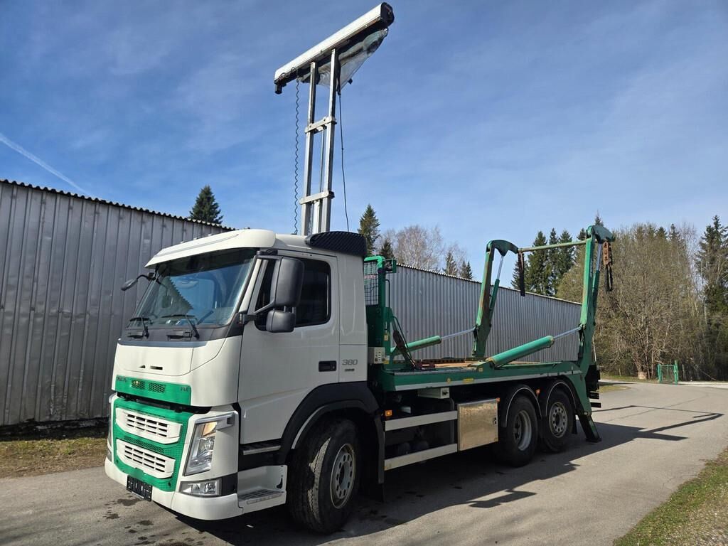 Volvo FM380 6X2 JOAB 2 CONTAINER - Portacontenedor de cadenas camión: foto 1 Volvo FM380 6X2 JOAB 2 CONTAINER - Portacontenedor de cadenas camión: foto 1