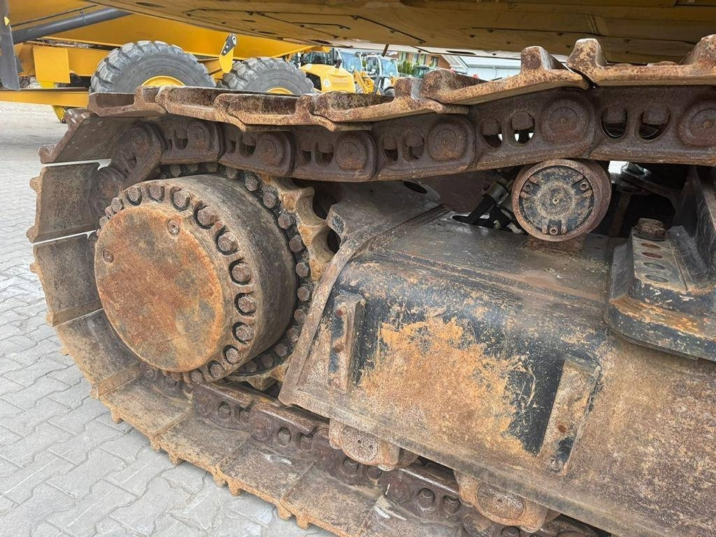 Excavadora de cadenas CAT 390 F L ME: foto 16