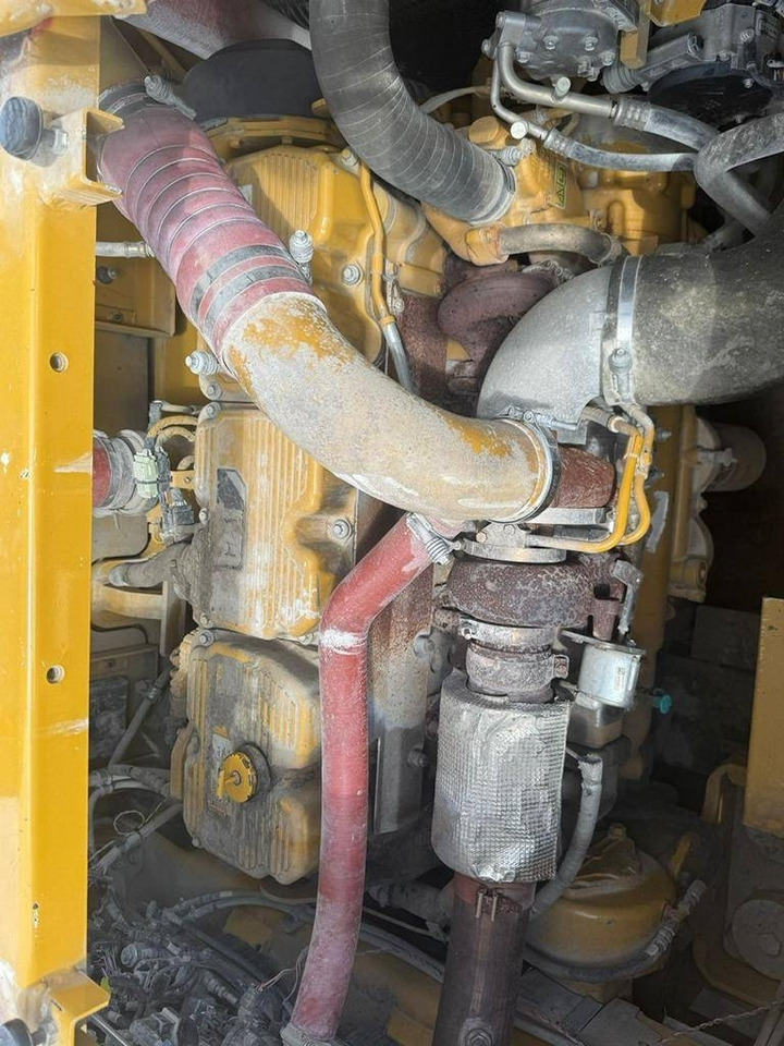 Excavadora de cadenas CAT 390 F L ME: foto 14