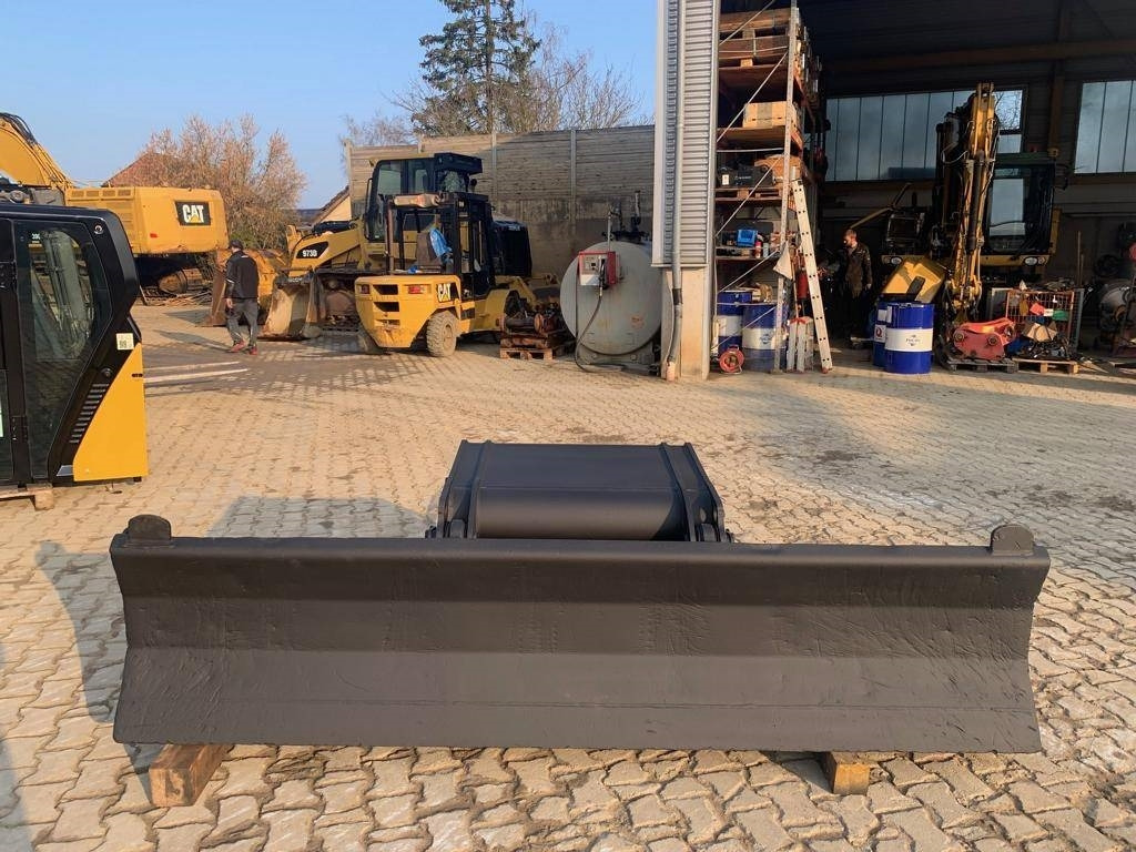 CAT Planierschild 419-1550 - Bastidor/ Chasis para Maquinaria de construcción: foto 1 CAT Planierschild 419-1550 - Bastidor/ Chasis para Maquinaria de construcción: foto 1