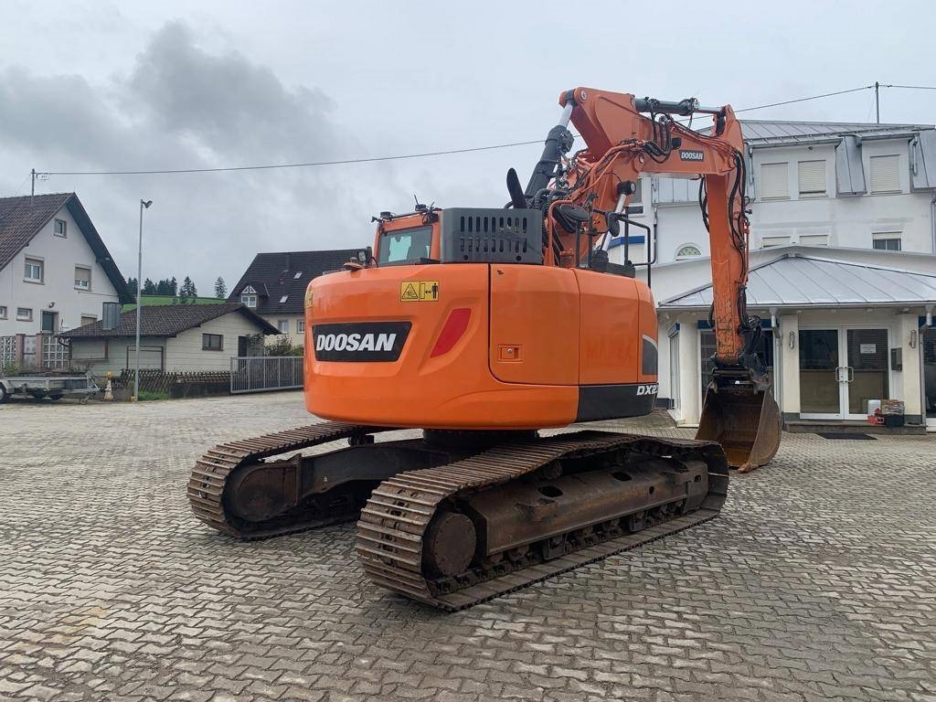 Doosan DX 235 LCR-5 - Excavadora de cadenas: foto 5 Doosan DX 235 LCR-5 - Excavadora de cadenas: foto 5