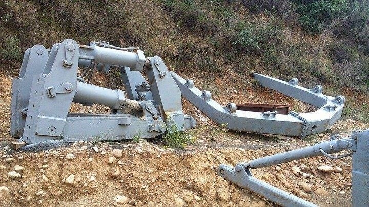 CAT SS RIPPER D9H - Cizalla de demolición: foto 2 CAT SS RIPPER D9H - Cizalla de demolición: foto 2