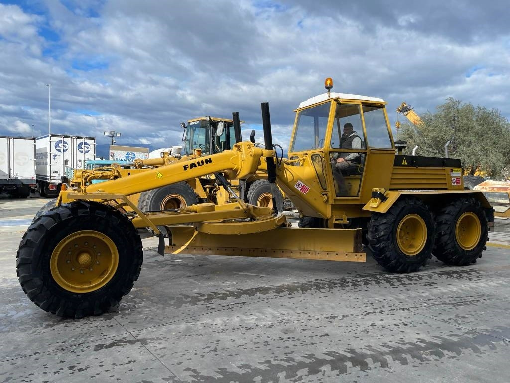Faun F185C - Grader: foto 4 Faun F185C - Grader: foto 4