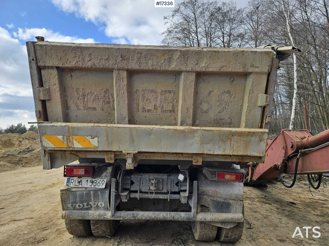 Volquete camión 2002 Volvo fm 84R13 8x4: foto 8
