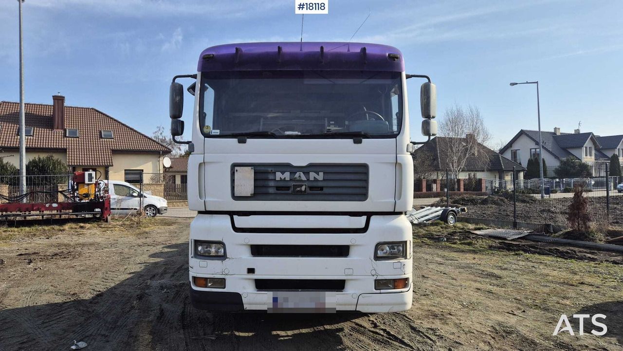 2005 MAN TGA 26.410 - Multibasculante camión: foto 2 2005 MAN TGA 26.410 - Multibasculante camión: foto 2