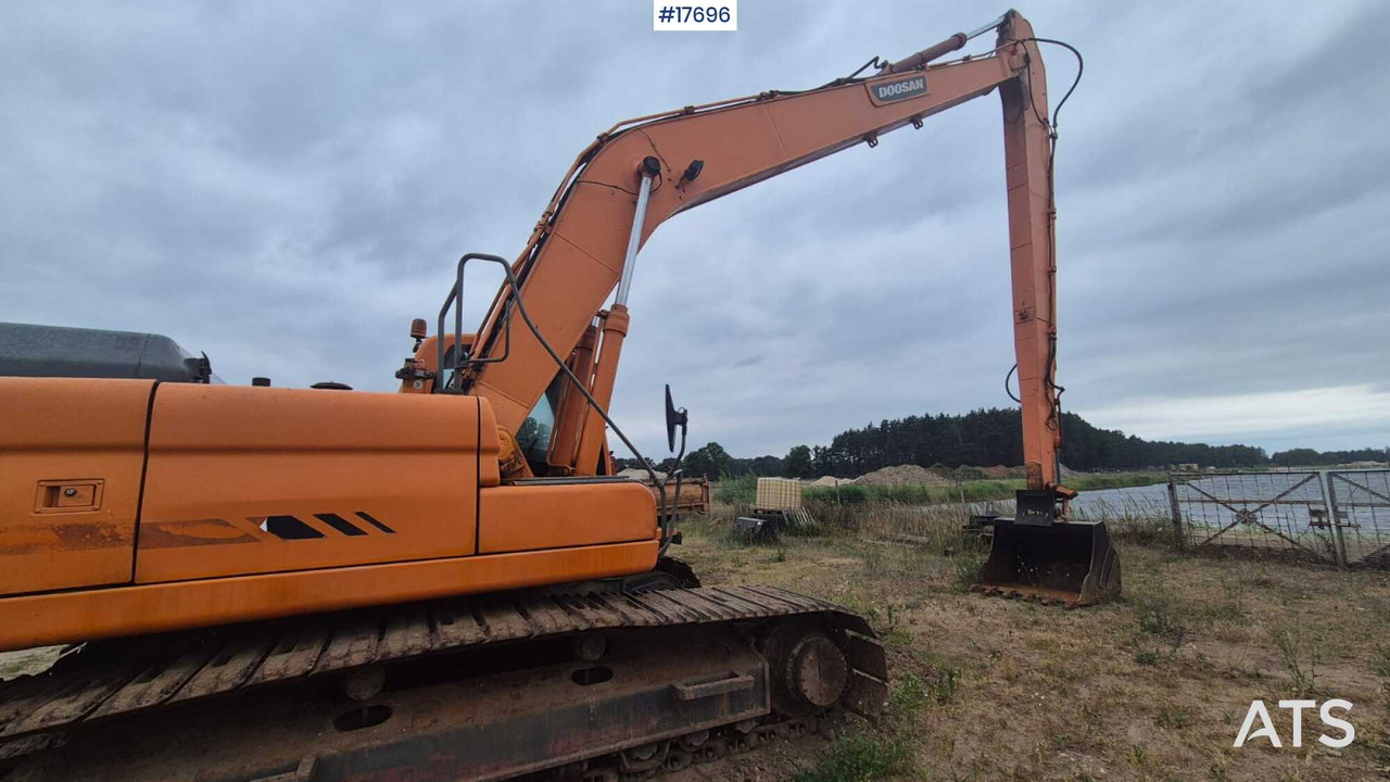 Excavadora de cadenas 2006 Doosan  DX 300 LC: foto 6