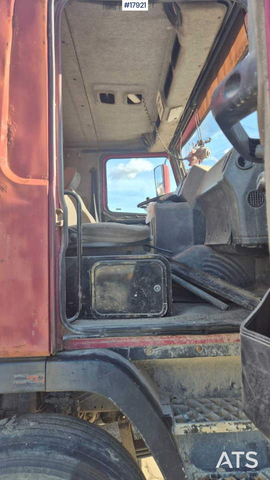 Volquete camión 2008 MAZ 650136: foto 16