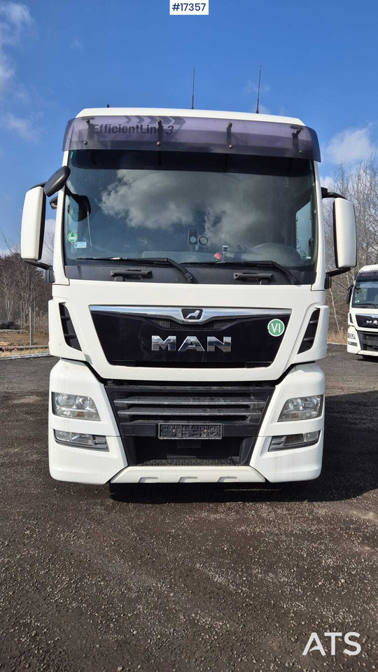 Truck tractor MAN TGX 18.460 EfficientLine 2 (2017) - Cabeza tractora: foto 2 Truck tractor MAN TGX 18.460 EfficientLine 2 (2017) - Cabeza tractora: foto 2