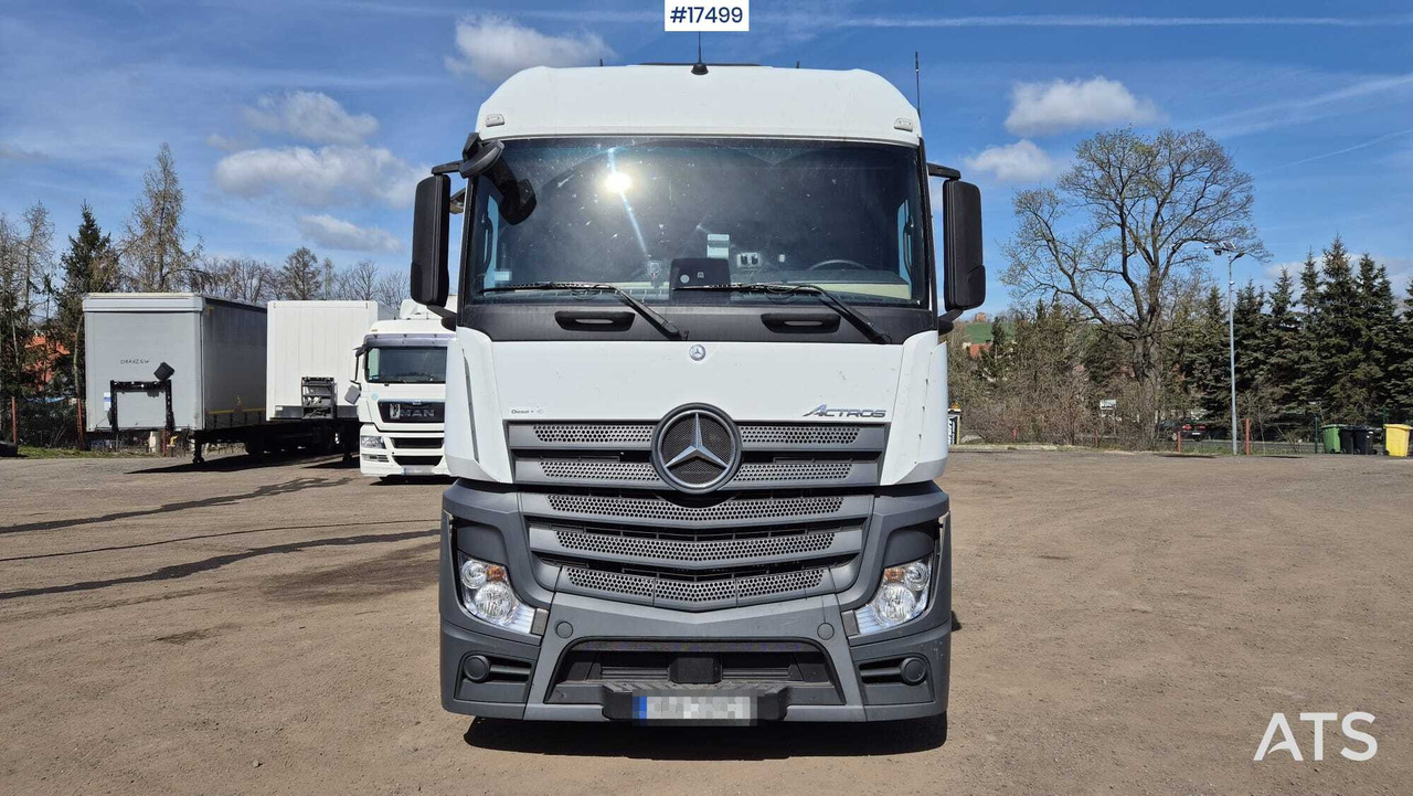Truck tractor MERCEDES-BENZ ACTROS 1845 (2017) - Cabeza tractora: foto 2 Truck tractor MERCEDES-BENZ ACTROS 1845 (2017) - Cabeza tractora: foto 2