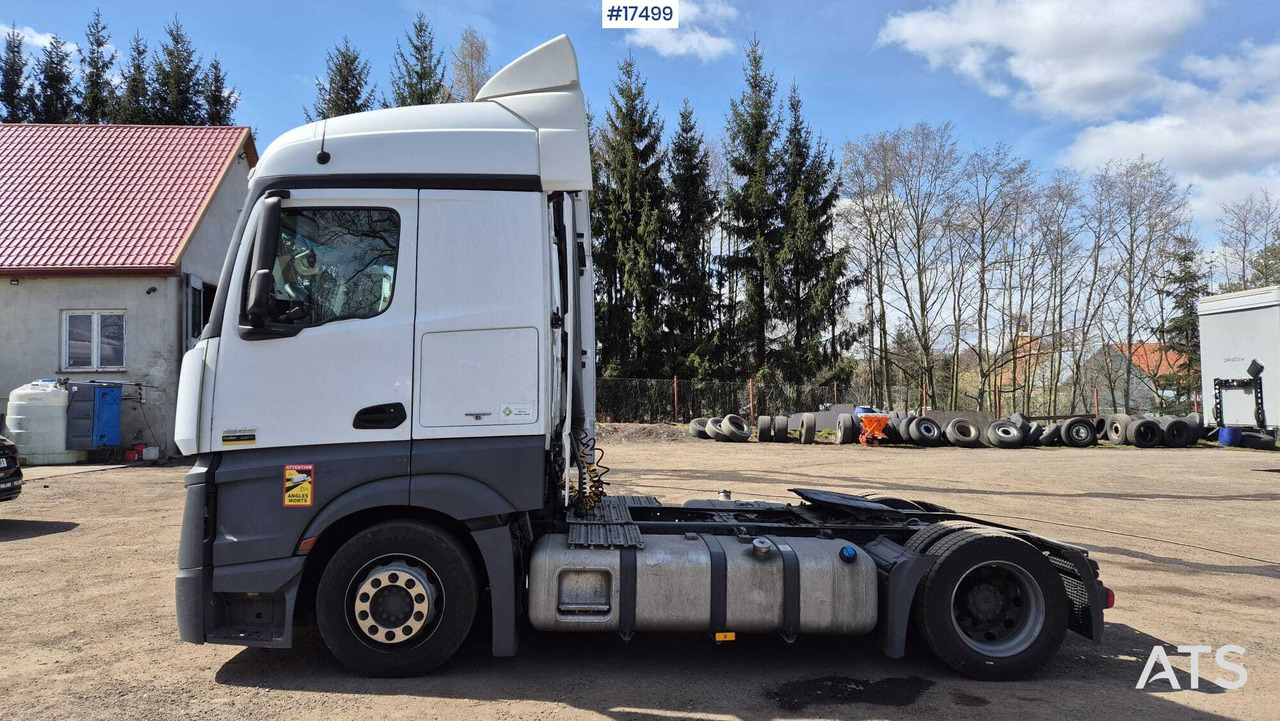 Truck tractor MERCEDES-BENZ ACTROS 1845 (2017) - Cabeza tractora: foto 4 Truck tractor MERCEDES-BENZ ACTROS 1845 (2017) - Cabeza tractora: foto 4