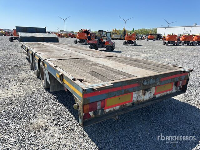1992 Noteboom OSD-48-03V/L Tri/A Extendable Lowboy Trailer - Góndola rebajadas remolque: foto 2 1992 Noteboom OSD-48-03V/L Tri/A Extendable Lowboy Trailer - Góndola rebajadas remolque: foto 2