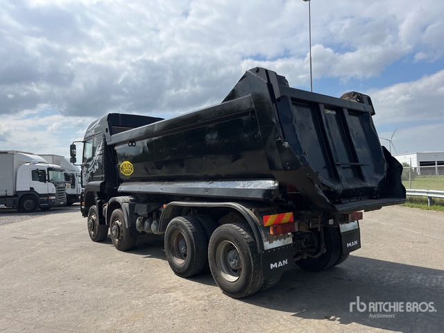 2006 MAN TGA41.430 8x8 Twin-Steer Sleeper 8x8 Tri/A Dump Truck - Desbrozadora de martillos/ Trituradora: foto 3 2006 MAN TGA41.430 8x8 Twin-Steer Sleeper 8x8 Tri/A Dump Truck - Desbrozadora de martillos/ Trituradora: foto 3