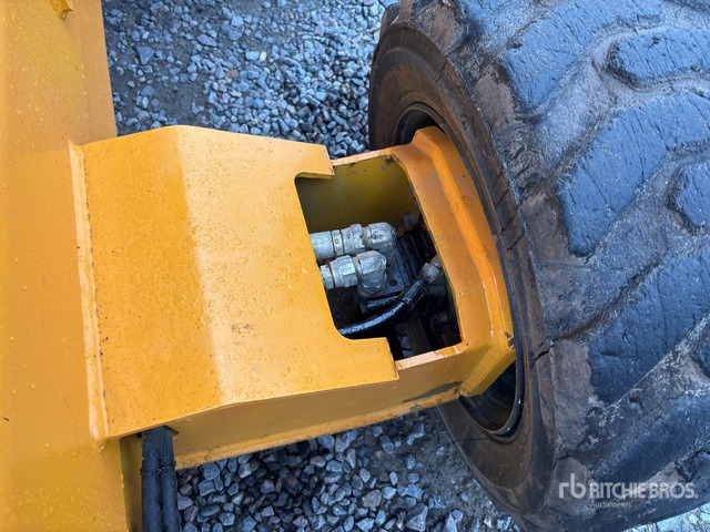 2007 Haulotte H15SX 4x4 Diesel Scissor Lift - Plataforma de tijeras: foto 5 2007 Haulotte H15SX 4x4 Diesel Scissor Lift - Plataforma de tijeras: foto 5