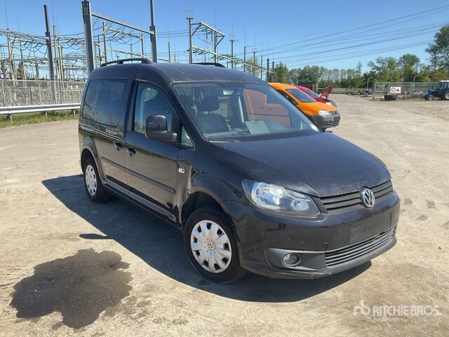 2013 Volkswagen Caddy (Inoperable) Passenger Van - Minibús, Furgoneta de pasajeros: foto 4 2013 Volkswagen Caddy (Inoperable) Passenger Van - Minibús, Furgoneta de pasajeros: foto 4