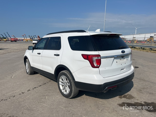 2015 Ford Explorer 4WD SUV - SUV/ Todoterreno: foto 1 2015 Ford Explorer 4WD SUV - SUV/ Todoterreno: foto 1