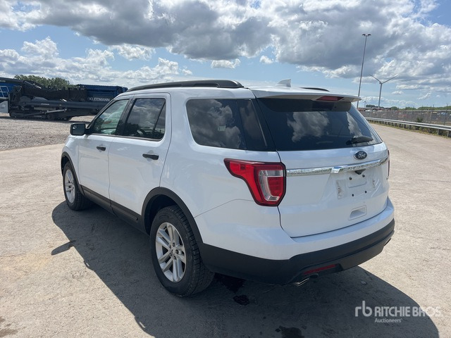 2015 Ford Explorer 4WD SUV - SUV/ Todoterreno: foto 1 2015 Ford Explorer 4WD SUV - SUV/ Todoterreno: foto 1