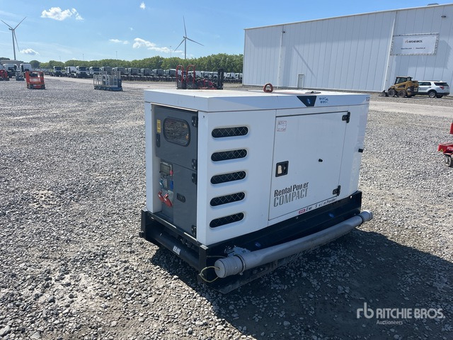 2015 Sdmo R33C3UND Generator Set - Generador industriale: foto 2 2015 Sdmo R33C3UND Generator Set - Generador industriale: foto 2