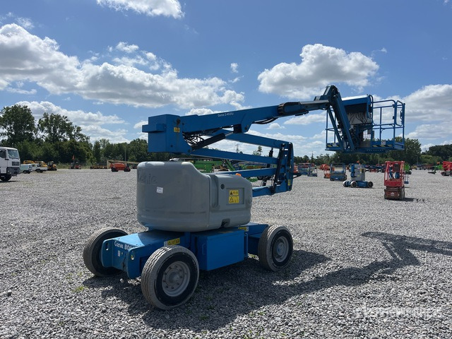 2016 Genie Z-45/25J 2WD Electric Articulating Boom Lift - Plataforma articulada: foto 2 2016 Genie Z-45/25J 2WD Electric Articulating Boom Lift - Plataforma articulada: foto 2