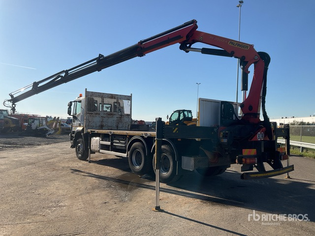 2017 Iveco AD860T 2017 Palfinger on 6x4 Flatbed Truck with Crane - Camión caja abierta, Camión grúa: foto 3 2017 Iveco AD860T 2017 Palfinger on 6x4 Flatbed Truck with Crane - Camión caja abierta, Camión grúa: foto 3