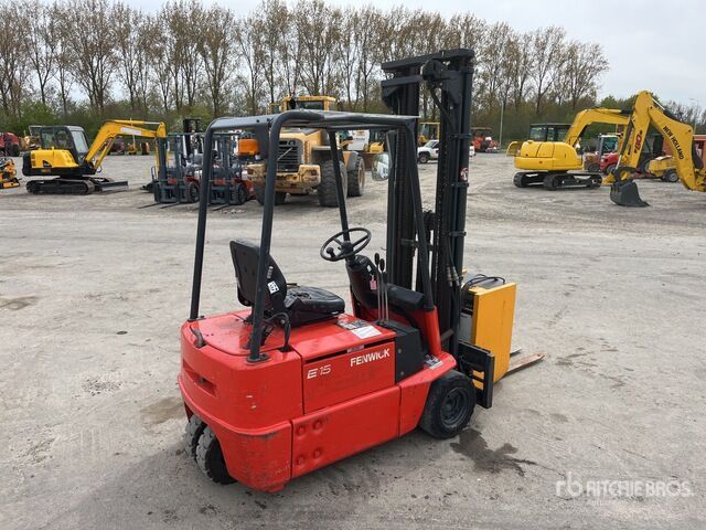 Fenwick-Linde E15 Electric Forklift - Carretilla elevadora eléctrica: foto 3 Fenwick-Linde E15 Electric Forklift - Carretilla elevadora eléctrica: foto 3