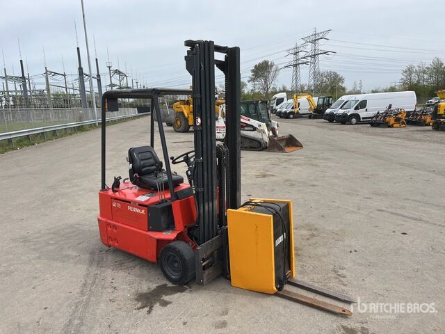 Fenwick-Linde E15 Electric Forklift - Carretilla elevadora eléctrica: foto 4 Fenwick-Linde E15 Electric Forklift - Carretilla elevadora eléctrica: foto 4