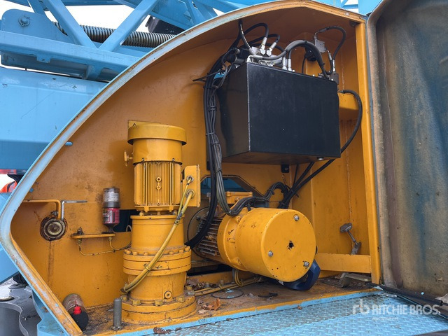 2007 Potain IGO32 Tri/A Self-Erecting Mobile Tower Crane - Otros: foto 5 2007 Potain IGO32 Tri/A Self-Erecting Mobile Tower Crane - Otros: foto 5