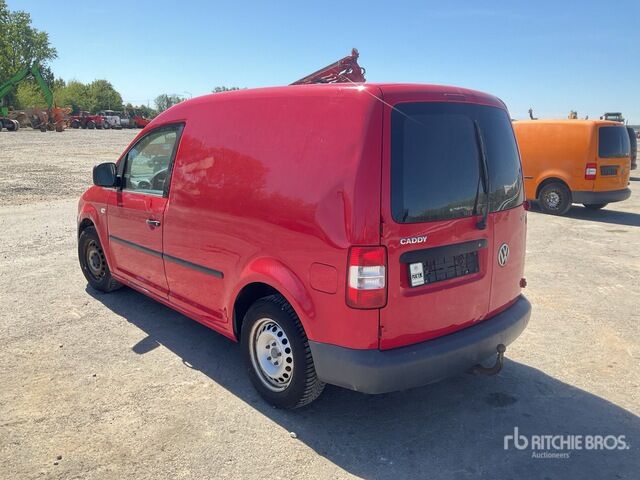 2010 Volkswagen Caddy TDI (Inoperable) Cargo Van - Vehículo comercial ligero: foto 2 2010 Volkswagen Caddy TDI (Inoperable) Cargo Van - Vehículo comercial ligero: foto 2