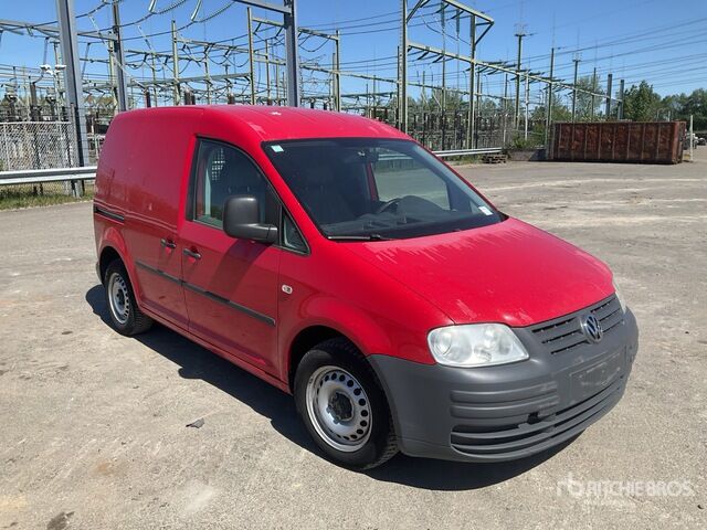 2010 Volkswagen Caddy TDI (Inoperable) Cargo Van - Vehículo comercial ligero: foto 4 2010 Volkswagen Caddy TDI (Inoperable) Cargo Van - Vehículo comercial ligero: foto 4