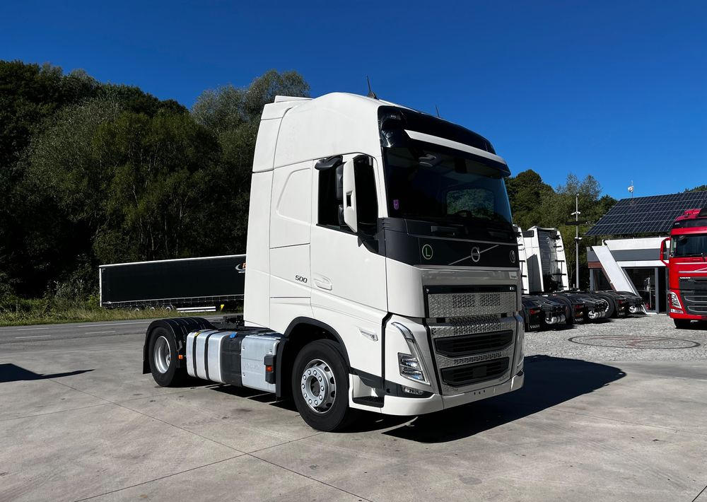 Volvo FH 500 // Zamiana na starszy // EURO 6 // Standard // 2024 Rok // Parkclima // Globe XL // Skóry // Joystick // - Cabeza tractora: foto 3 Volvo FH 500 // Zamiana na starszy // EURO 6 // Standard // 2024 Rok // Parkclima // Globe XL // Skóry // Joystick // - Cabeza tractora: foto 3