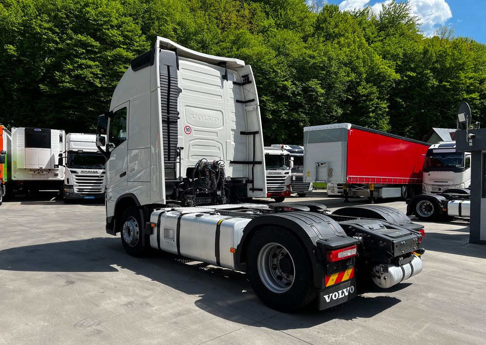Volvo FH 500 // Zamiana na starszy // Silnik Euro 6 nie Isave // Parkclima // XL // Radary // Duże zbiorniki // Gwarancja // - Cabeza tractora: foto 5 Volvo FH 500 // Zamiana na starszy // Silnik Euro 6 nie Isave // Parkclima // XL // Radary // Duże zbiorniki // Gwarancja // - Cabeza tractora: foto 5