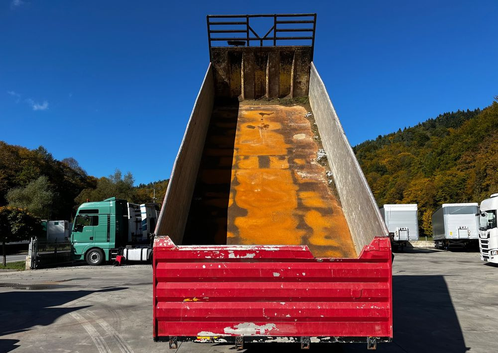 Leasing financiero de  MAN TGA 26.480 // Wywrotka 3 stronna // 2004 Rok // 6x4 // Kiper Schwarzmuller // leasing MAN TGA 26.480 // Wywrotka 3 stronna // 2004 Rok // 6x4 // Kiper Schwarzmuller //: foto 12 Leasing financiero de  MAN TGA 26.480 // Wywrotka 3 stronna // 2004 Rok // 6x4 // Kiper Schwarzmuller // leasing MAN TGA 26.480 // Wywrotka 3 stronna // 2004 Rok // 6x4 // Kiper Schwarzmuller //: foto 12