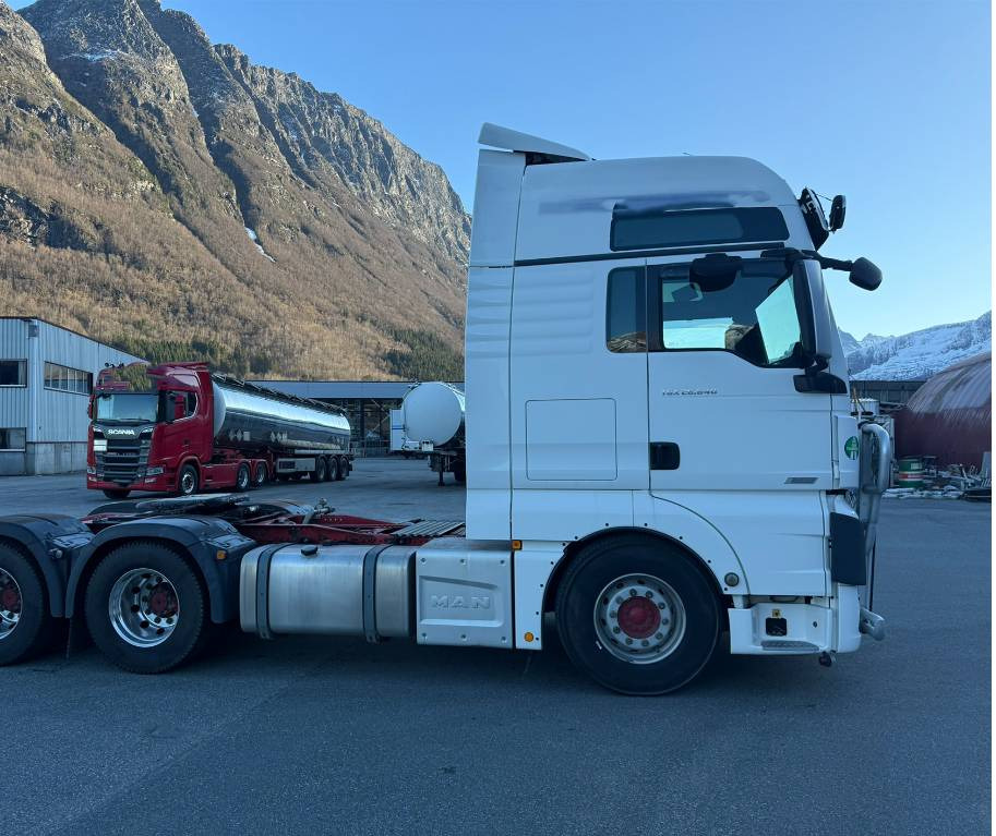 MAN TGX 26.640 6x4 - Cabeza tractora: foto 4 MAN TGX 26.640 6x4 - Cabeza tractora: foto 4