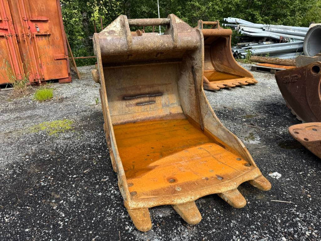 Gjerstad Grave og pusseskuffe S70 - Cazo para excavadora: foto 1 Gjerstad Grave og pusseskuffe S70 - Cazo para excavadora: foto 1