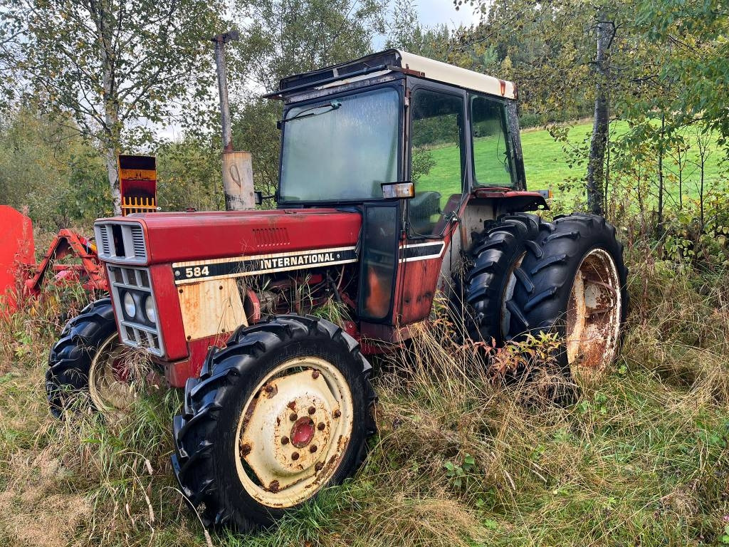 International Harvester 584 4WD - Tractor: foto 1 International Harvester 584 4WD - Tractor: foto 1