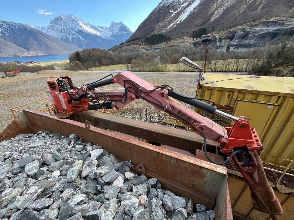 Svedala Pendel 100/80 Crushing plant - Trituradora de cono: foto 1 Svedala Pendel 100/80 Crushing plant - Trituradora de cono: foto 1