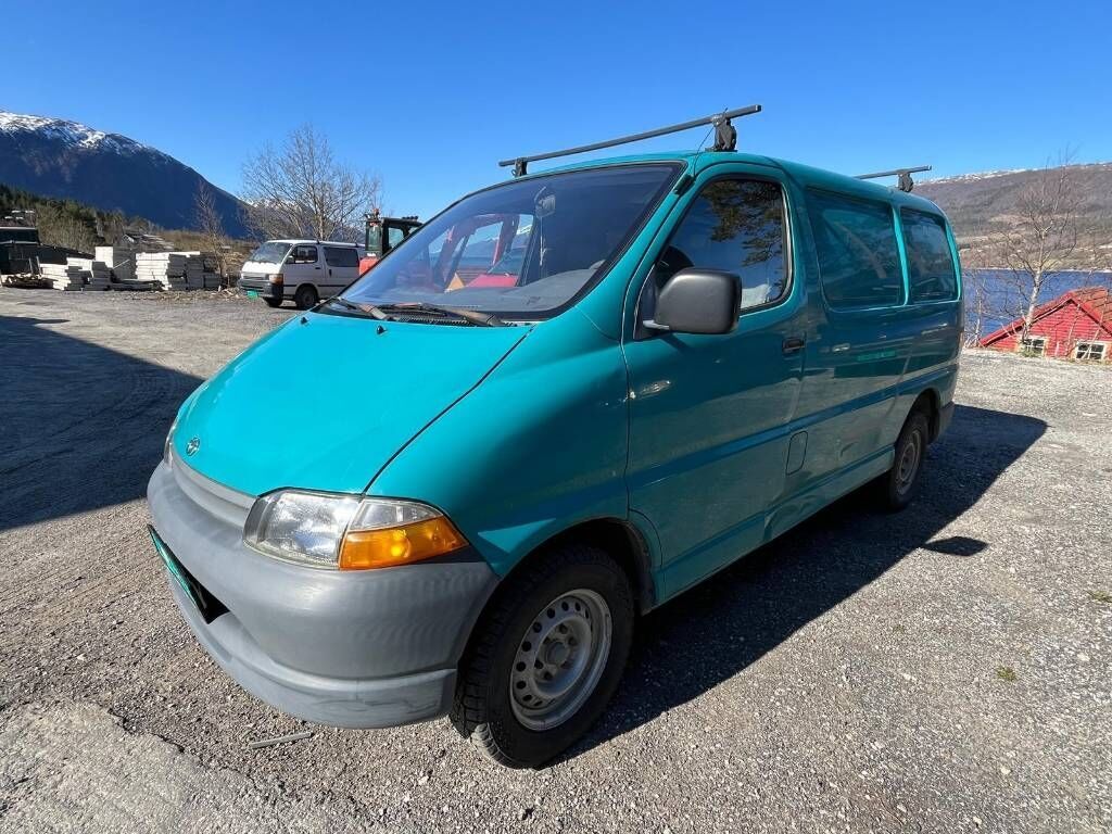 Toyota Hiace - Furgón: foto 1 Toyota Hiace - Furgón: foto 1