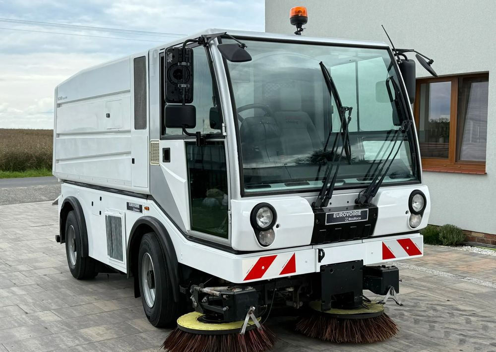 Inny Bucher Citycat 5000 - Camión de basura: foto 1 Inny Bucher Citycat 5000 - Camión de basura: foto 1