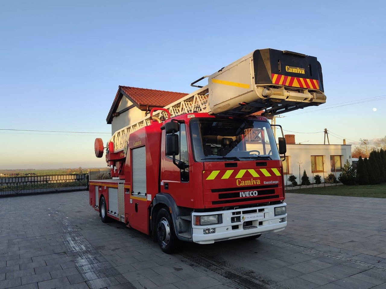 Iveco EuroCargo 130 130E24 - Camión de bomberos: foto 1 Iveco EuroCargo 130 130E24 - Camión de bomberos: foto 1