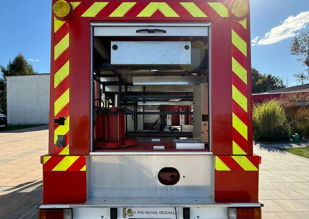 Camión de bomberos Iveco Eurocargo 65E12 BEMAEX VSR: foto 10 Camión de bomberos Iveco Eurocargo 65E12 BEMAEX VSR: foto 10