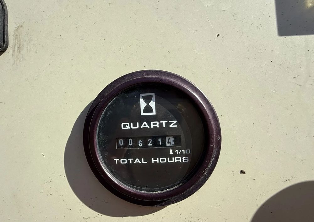 Camión de bomberos Iveco Eurocargo 65E12 BEMAEX VSR: foto 13 Camión de bomberos Iveco Eurocargo 65E12 BEMAEX VSR: foto 13