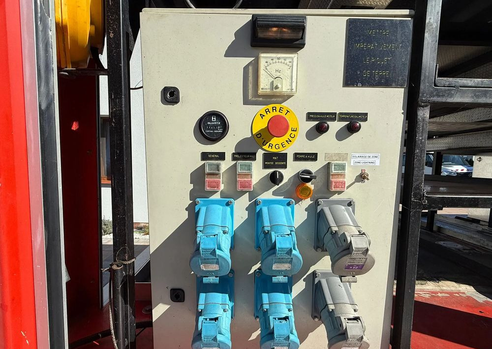 Camión de bomberos Iveco Eurocargo 65E12 BEMAEX VSR: foto 12 Camión de bomberos Iveco Eurocargo 65E12 BEMAEX VSR: foto 12