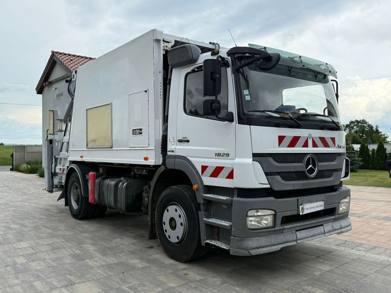 Mercedes-Benz Axor 1829 Faun VR3 TR2 - Camión de basura: foto 1 Mercedes-Benz Axor 1829 Faun VR3 TR2 - Camión de basura: foto 1